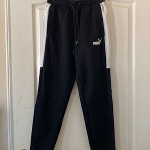 Mens Puma athletic Open bottom jogger sz small